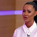 Izgubila oca u "oluji", posle završila u sigurnoj kući Pevačica se prisetila tragedija koje je doživela tokom detinjstva