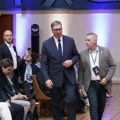 Vučić: Menjamo Krivični zakonik kako bismo zaštitili decu od zloupotreba na internetu