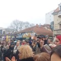 Protest ispred Prve niške gimnazije "Stevan Sremac"