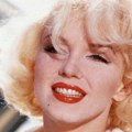Omaž filmskoj ikoni: U Francuskoj od danas u knjižarama knjiga "Draga Merlin" u kojoj Katrin Denev komentariše fotografije…