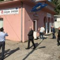 Vučić predao i železničke stanice Kurtiju