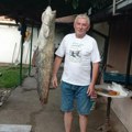 Dragan izvukao neman iz Zapadne Morave: Prosto nećete verovati kolika je - borba je trajala satima!