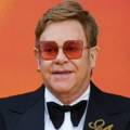 Elton Džon hitno hospitalizovan – srušio se u svojoj vili u Nici