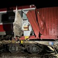 Sudar dva voza kod Odžaka, 52 osobe povređene