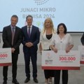 Dodeljene nagrade "Junaci mikro biznisa"