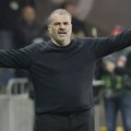 Ange Postekoglu: Možda ću u prvoj sezoni morati da osvojim trofej u Forestu