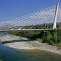 Muškarac sleteo vozilom u moraču: Izašao je nepovređen!