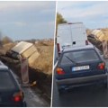 Камион слетео у канал: Саобраћајна несрећа на путу Кула - Црвенка, могући застоји (видео)
