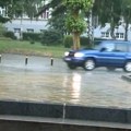 Kad vidite šta je prejako zagrevanje uradilo Vranju, ostaćete u šoku: Ovako izgleda monsunski pljusak (snimak)