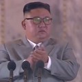 Kim Džong Un pregledao snimke novog špijunskog satelita: Zvaničnici Saveta bezbednosti osudili potez (video)