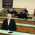 FOTO, VIDEO: Opozicija sedela u praznoj sali opštine Žabalj i čekala izbornu komisiju