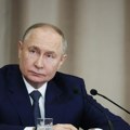 Putin: Rusija mora da živi i da jača u uslovima borbenih dejstava