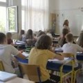 Užas u Vranju! Na devojčicu (7) pala školska klupa u produženom boravku, lekari se bore da joj spasu prst