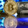Bitkoin blago porastao na skoro 93.000 evra, itirijum za 1,31 odsto na 2.200 evra