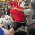 Tuča na tribinama: Provokacija izazvala frku, navijač pao u drugi red tribina, pesnice sevale sa svih strana!