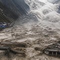 Kako je urušavanje glečera pokrenulo razornu „kaskadu opasnosti“ u Nepalu