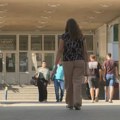 Obećali joj normu pa dali otkaz: Profesorka iz Stare Pazove žrtva političke represije?