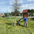 Čisti se naselje Zele Veljković u Leskovcu