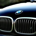 BMW i JPMorgan uznemirili investitore