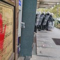 Protest ispred novosadskog suda zbog produžetka pritvora aktivistima: Ako ne budu pušteni - blokade