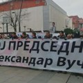 SNS održava kontra-protest u Vranju?