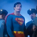 Slavni glumac poginuo sa ženom u stravičnom požaru: Proslavio ga "Supermen", sad užasno skončao