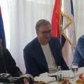 (Foto) "Nikada više neće biti sankcija i blokada prema našem narodu" Vučić sa Dodikom na slavi hrama u Sitnici: "Srbija je…