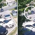 Stravičan snimak iz Stare Pazove: Skrenuo preko pune, devojka na motociklu udarila direkt u njega
