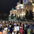 Одржан 25. протест "Србија против насиља" у Београду, шетња завршена испред зграде РЕМ-а