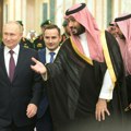 "Покушај изолације Русије санкцијама није успео" Стручњаци о посети Путина Емиратима: Води се борба за утицај на Блиском…