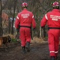 Specijalistički timovi za spasavanje iz ruševina noćas stigli u Banjsko Polje gde je nestala devojčica (FOTO, VIDEO)