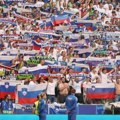 Provokacija "Trst je naš" na utakmici Srbije naljutila Italijane