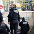 Pobacali svinjske glave ispred 9 džamija u Parizu, pa pobegli u autu sa srpskim tablicama!