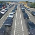 Autobusi na graničnom prelazu Preševo na izlazu čekaju tri sata