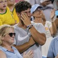 VIDEO Alkarazov brat plakao kao kiša: Nije mogao da zaustavi suze posle Novakove pobede