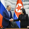 "Opasna vojna politika Amerike": Lavrov u Severnoj Koreji zabrinut što SAD u regionu postavljaju "nuklearne elemente"