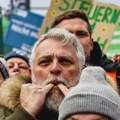 Više od 50.000 demonstranata u Hamburgu na skupu protiv nemačke krajnje desnice