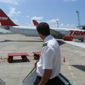Zašto je posao pilota među najtraženijim u svetu? U Srbiji im je prosečna plata oko 2.000 evra, negde ide i do 5.000, a evo…