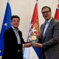 Vučić sa predsednicima Svetske i Evropske atletske federacije: Biće još ulaganja u atletski sport (foto)