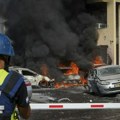 Izrešetano vozilo UN-a u Rafi: Vozač ubijen, humanitarni radnik kritično (video)