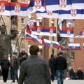 Sever Kosovo i Metohije osvanuo oblepljen plakatima sa slikom Vučića: Vrhovni komandante, čekamo te