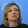 Zaharova: Upozorenja EU Vučiću oko posete Moskvi su banditizam i ucena
