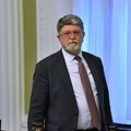 Skandalozan potez izvestioca EP za Srbiju: Picula čestitao „Oluju” fotografijom na kojoj drži oružje