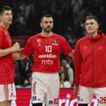 FOTO „Vi ste Zvezda, a ne braća Vučić“: Štimac burno reagovao nakon niza potresa na Malom Kalemegdanu