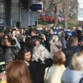 Vlada Kosova delila po sto evra studentima pred izbore