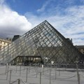 Cena posete Luvru biće znatno veća za turiste van Evrope: Poznati muzej doneo kontroverznu odluku