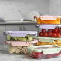 Otkrila sam trik za pranje plastičnih posuda: Skinem masnoću za 30 sekundi, bez ribanja