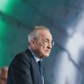 "Pakuj se i dolazi u Madrid": Perez usred blamaže pozvao ovog čoveka, besan želi da posrepmi svlačionicu Reala