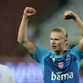 Da se takmiče u spinovima bili bi večno prvaci Evrope: Stranka u Realu obećala Halanda, otac igrača lično morao da demantuje!…