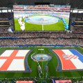 Mundijalsko prokletstvo Engleza: Svako prvenstvo donelo je novi skandal! Žene pravile rijaliti, a svlačionica na ivici tuče!